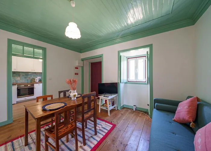 Casa Alba, Desde 1926 Nyaraló