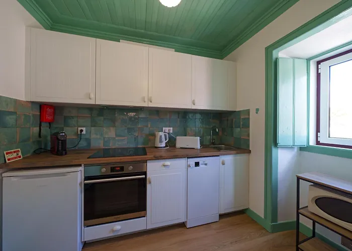 Casa Alba, Desde 1926 Nyaraló Alvados